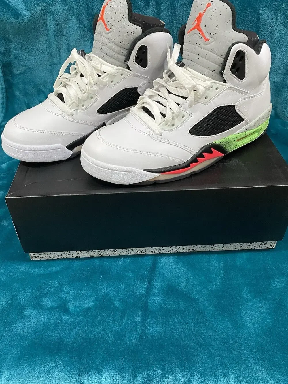 Size 10.5 - Air Jordan 5 Retro Poison Green Pro Stars